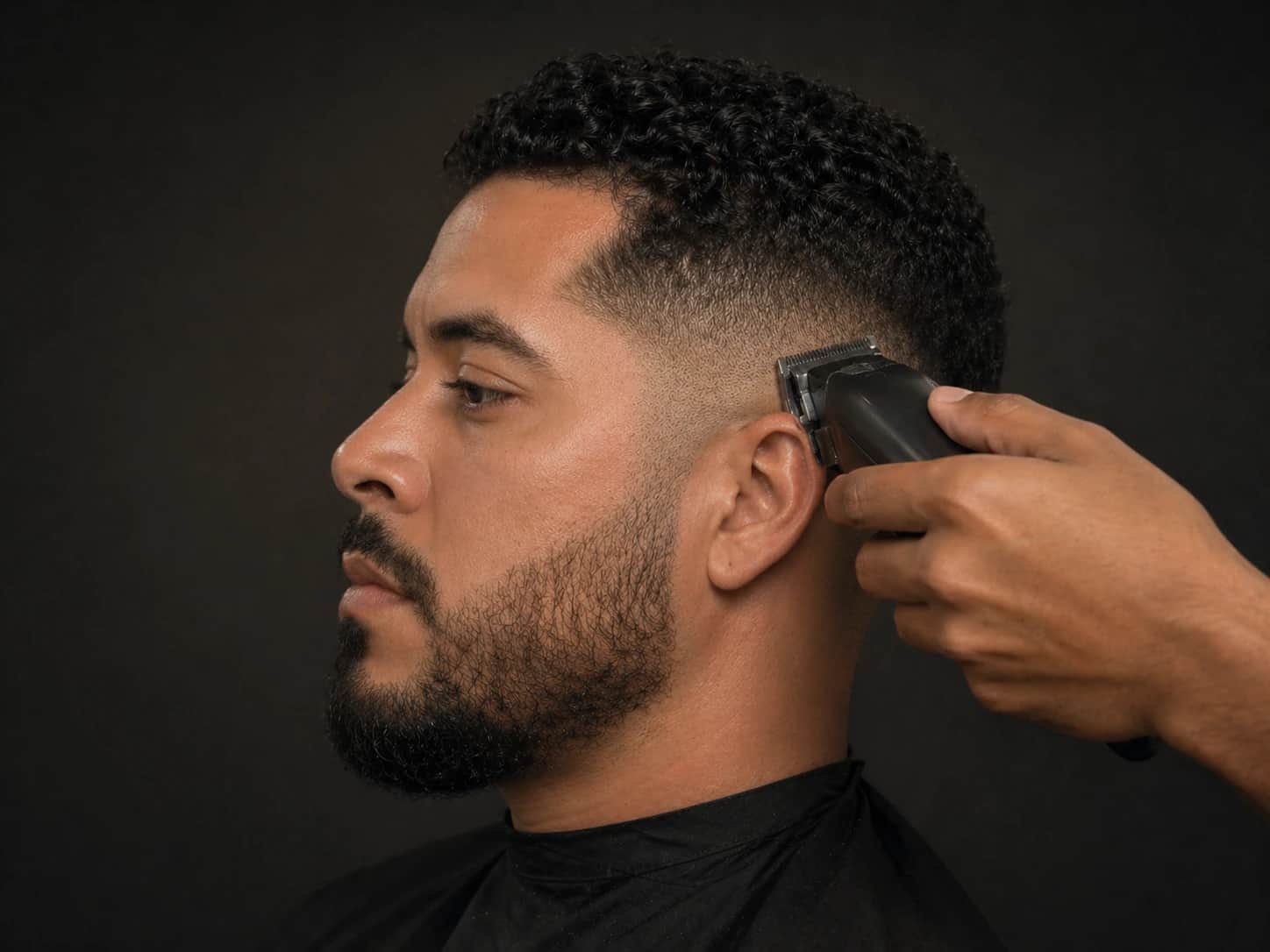 Corte de cabelo masculino feito na Barbearia Tramontta em Joinville